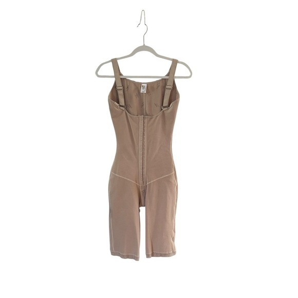 Other - Uplady Beige Shapewear Bodysuit with Zipper size XL